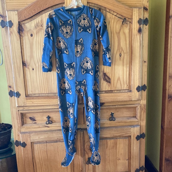 Boys Carter’s blue gray brown wolves one piece footed pajamas size 8 - Picture 1 of 7
